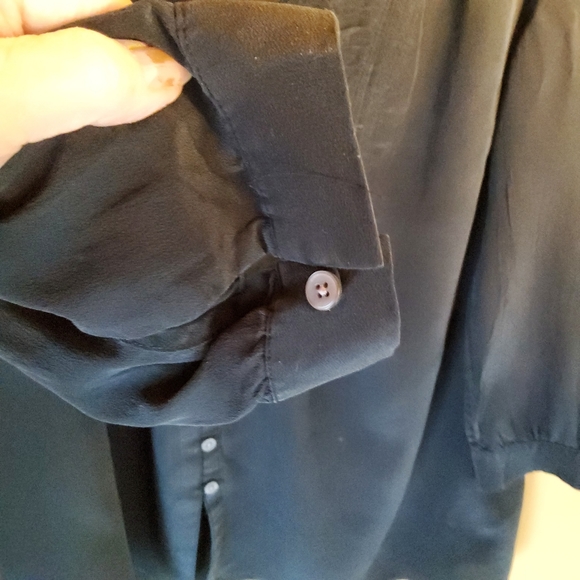 Banana Republic Black Silk Blouse - Picture 6 of 7